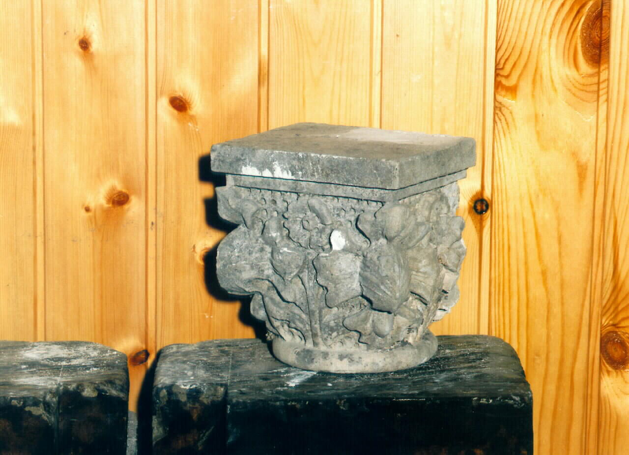 capitello, serie - ambito siciliano (primo quarto sec. XX)