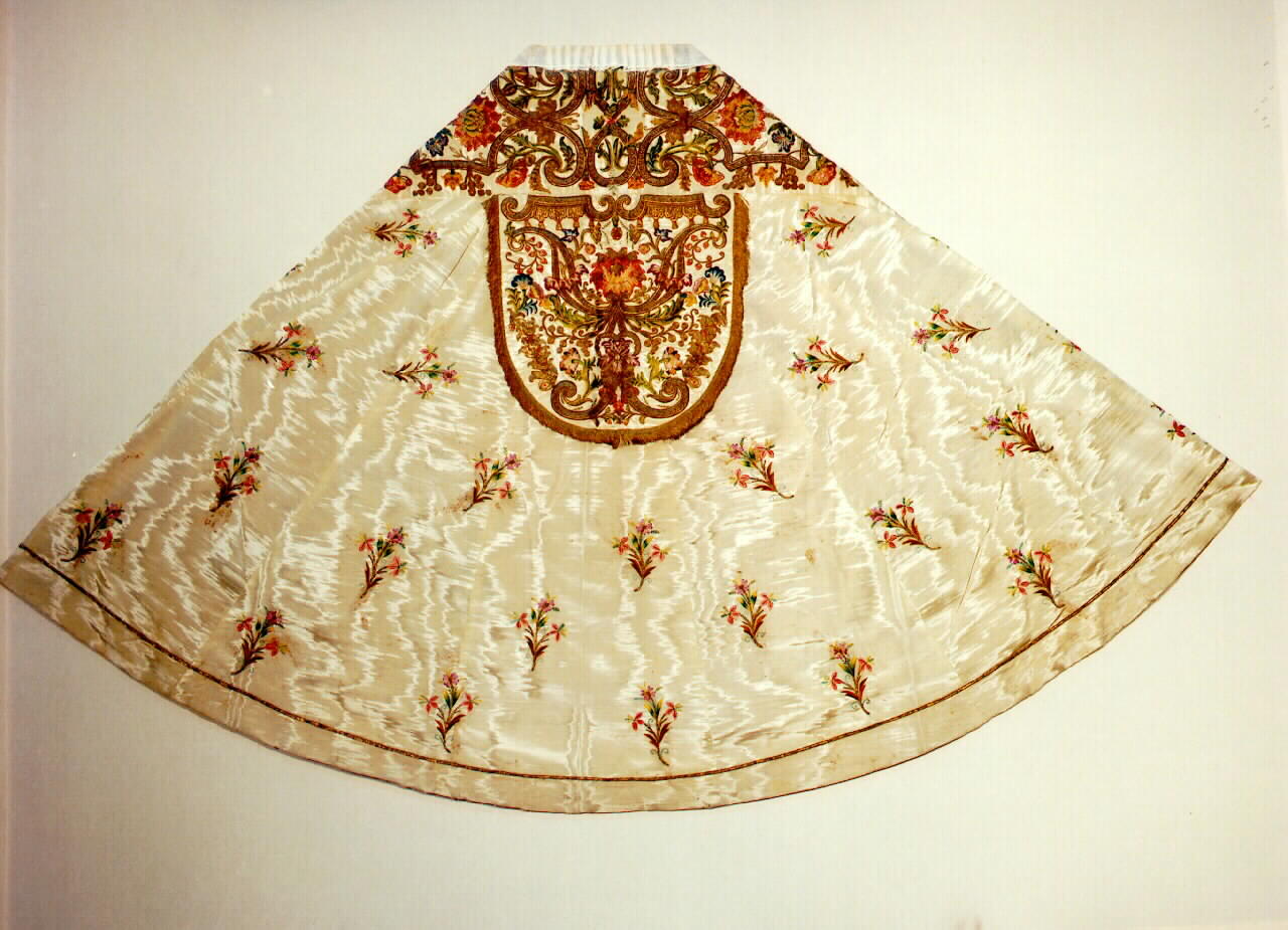 piviale - manifattura siciliana (Seconda metà sec. XVIII)