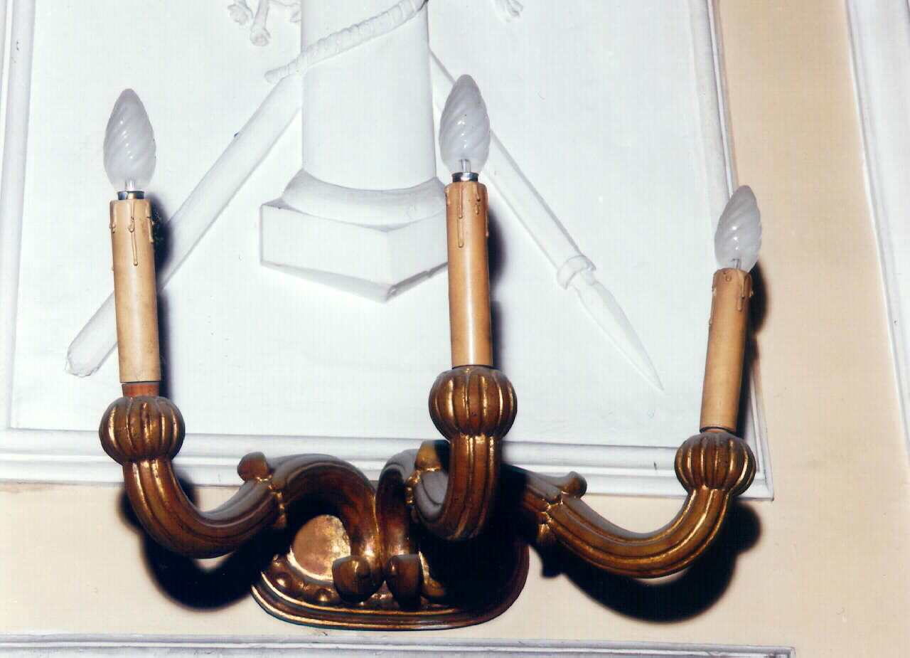 candeliere da parete - a tre bracci, serie - produzione siciliana (Seconda metà sec. XIX)