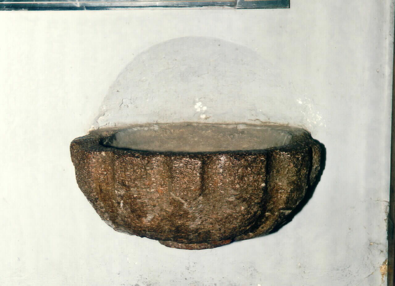 acquasantiera da parete, serie - ambito siciliano (Seconda metà sec. XIX)