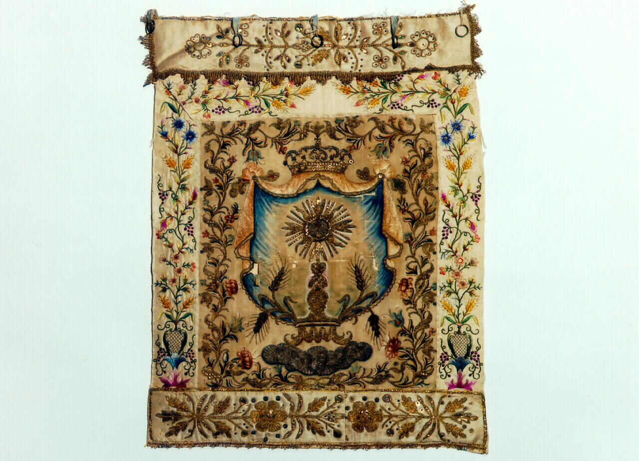 conopeo di tabernacolo - a cortina - manifattura siciliana (Seconda metà sec. XVIII)