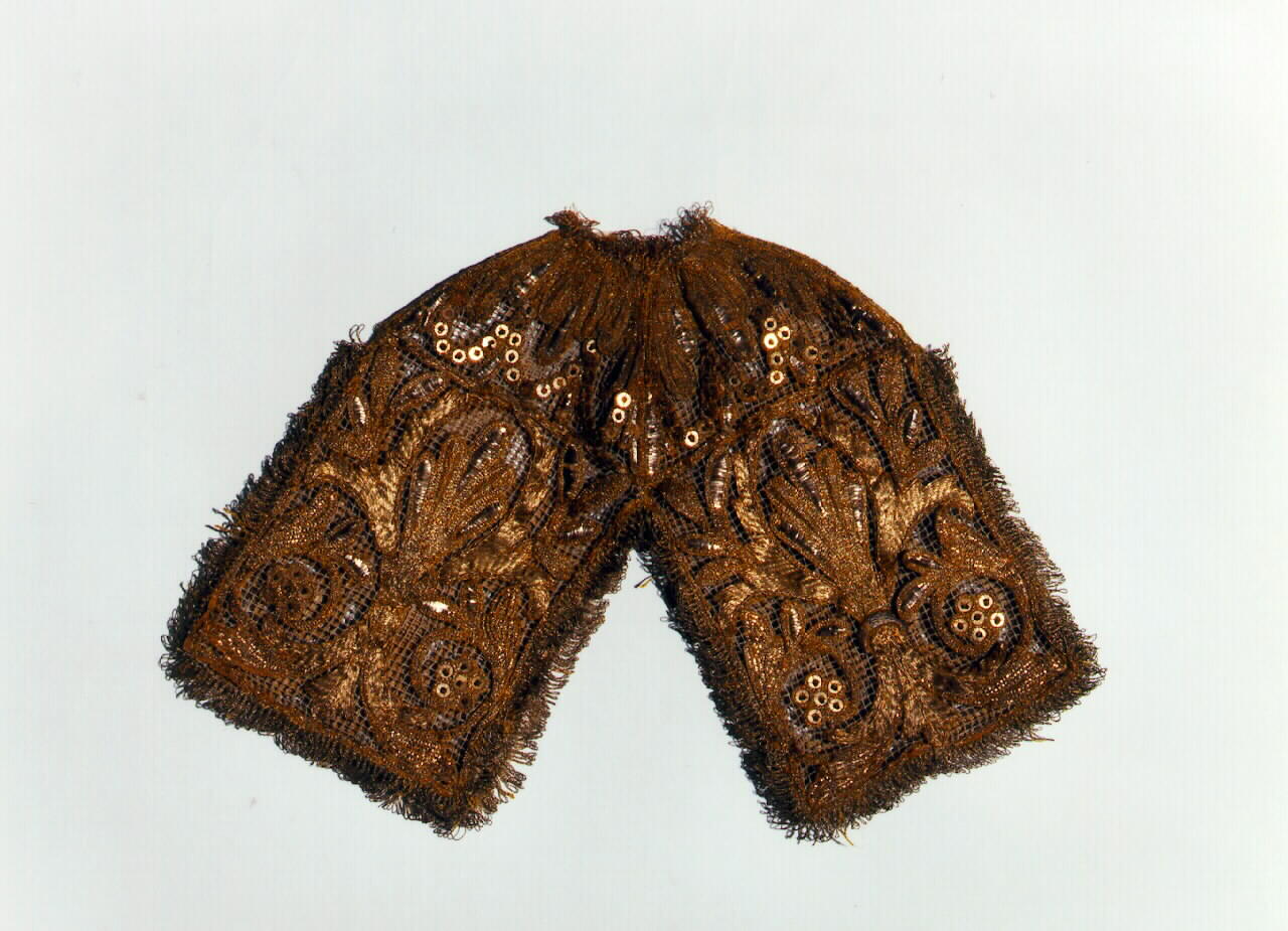 conopeo di pisside - manifattura siciliana (Prima metà sec. XIX)