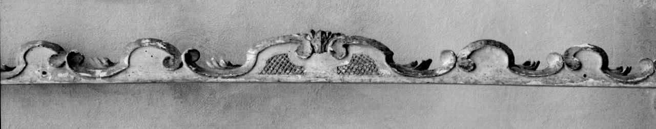 cornice di dipinto, frammento - produzione toscana (sec. XVIII)