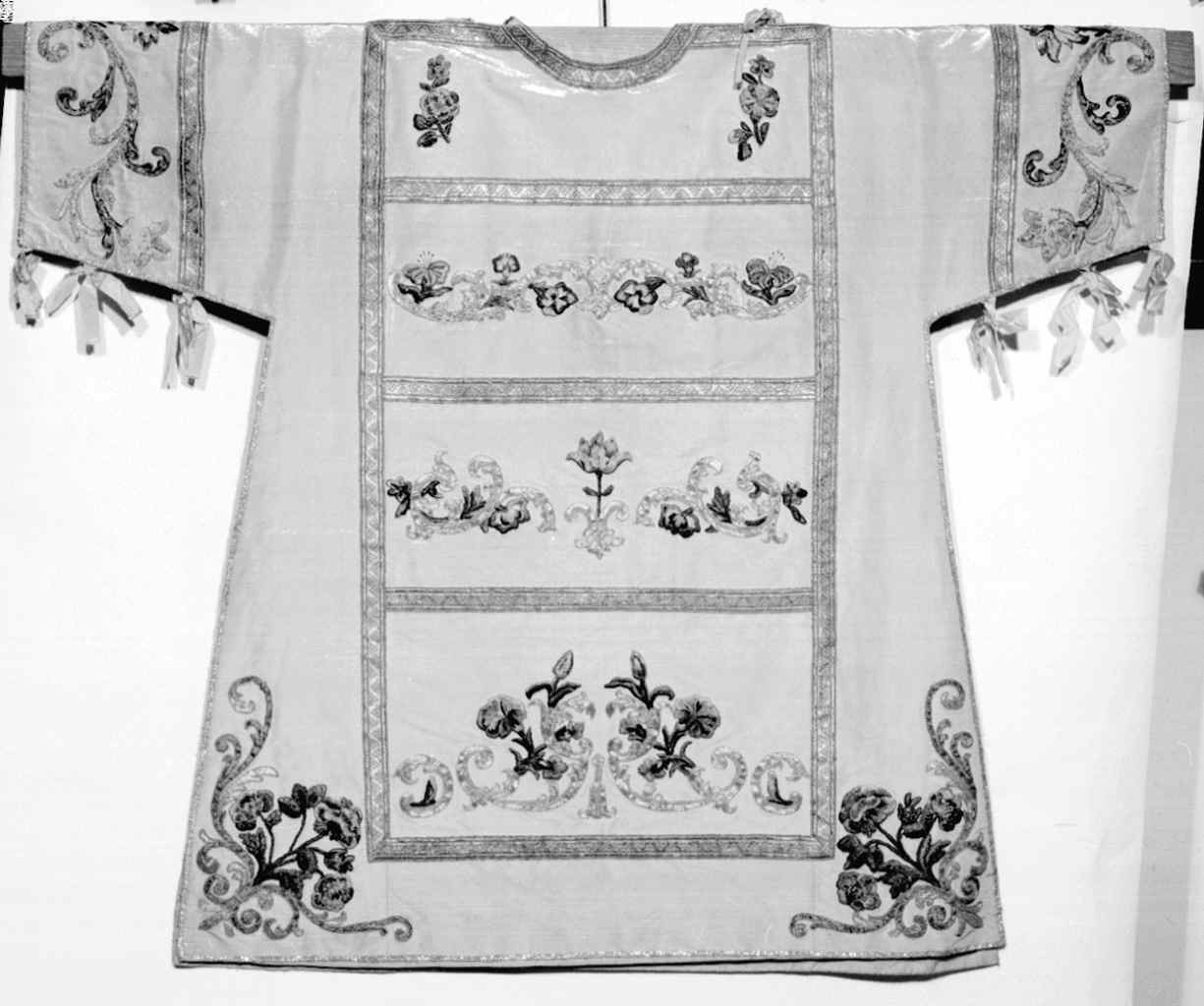 paramento liturgico - manifattura fiorentina (fine/inizio secc. XVIII/ XIX)