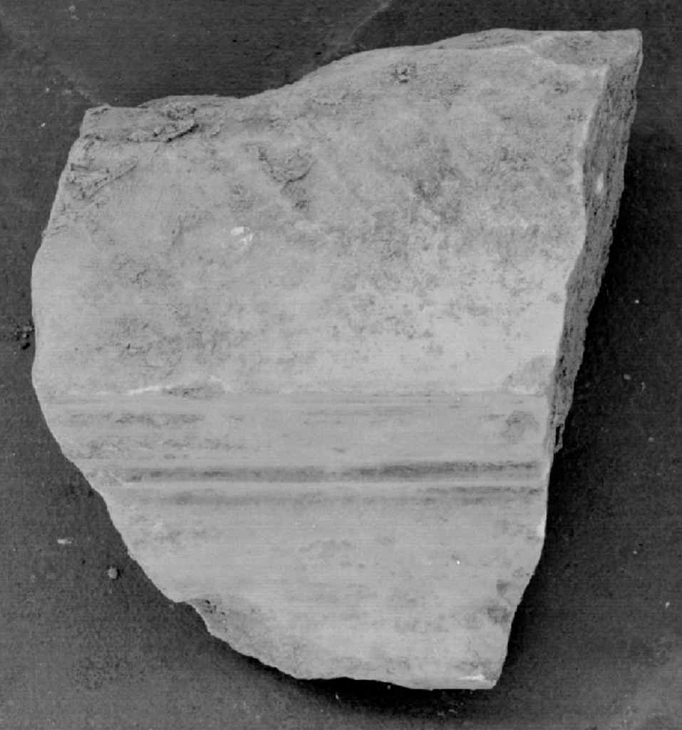 base, frammento - produzione fiorentina (sec. XIX)