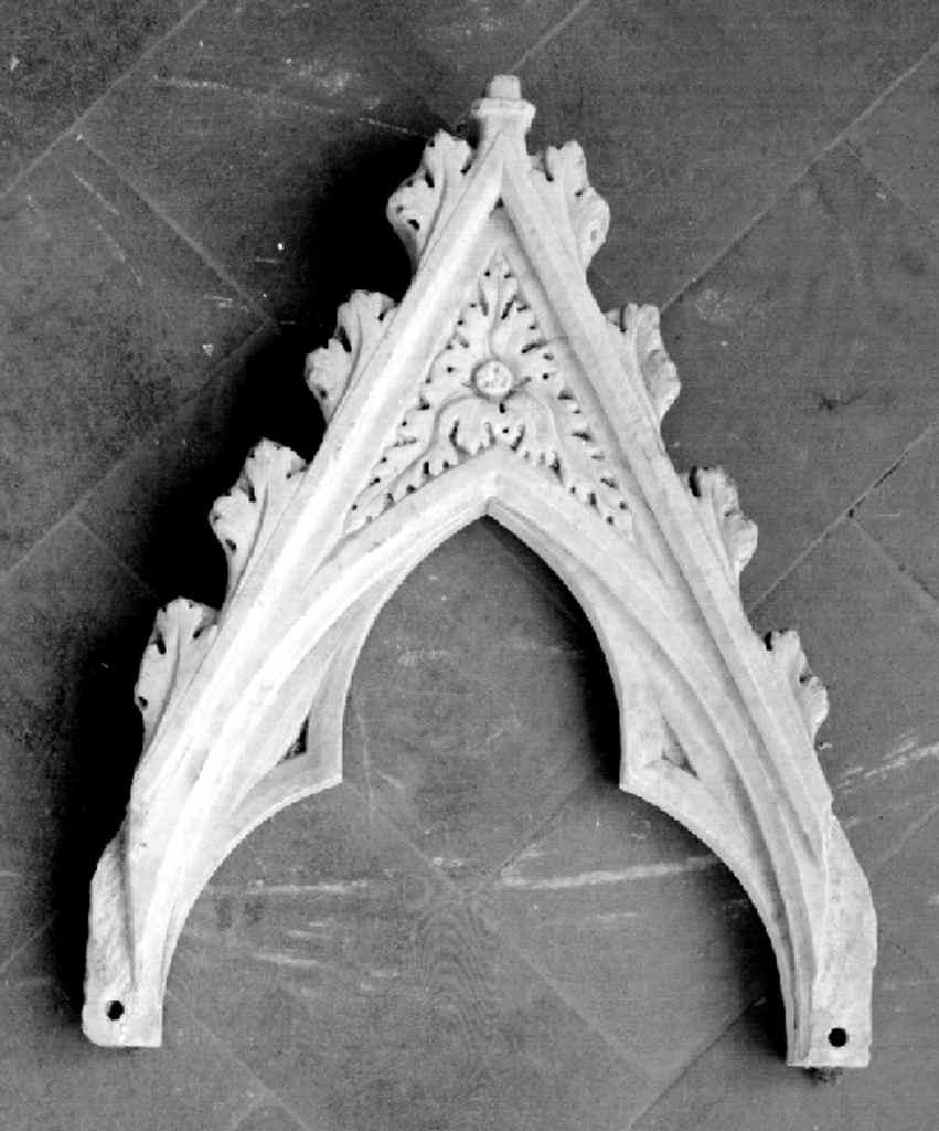 cimasa, frammento - produzione toscana (sec. XIX)