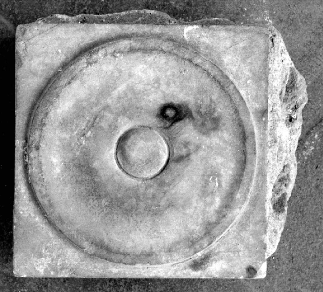 decorazione plastica, elemento d'insieme - produzione toscana (sec. XIX)