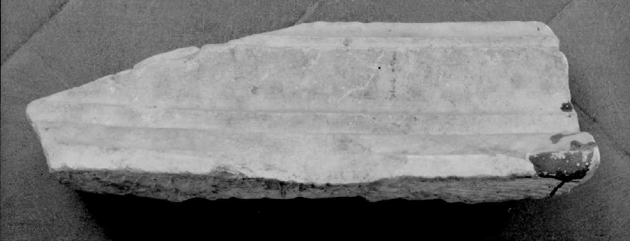 cornice architettonica, frammento - produzione toscana (sec. XIX)