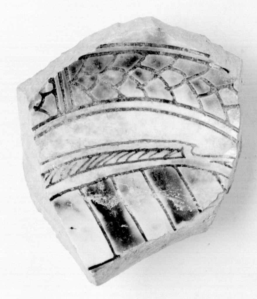 piatto, frammento - manifattura toscana (prima metà sec. XVII)