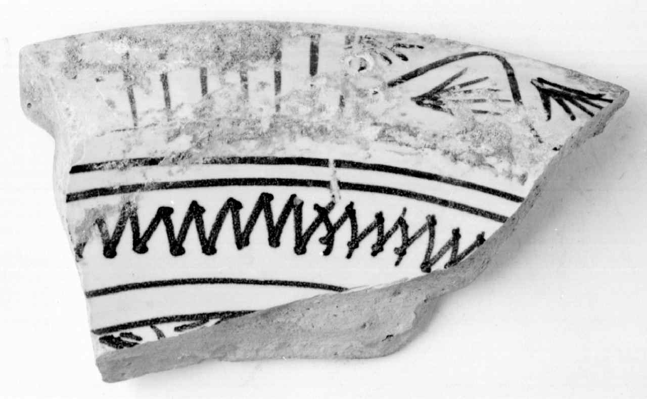 bacile, frammento - manifattura faentina (seconda metà sec. XV)