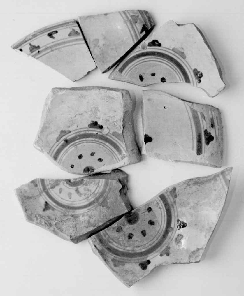 piatto, frammento - manifattura Italia centrale (sec. XVI)