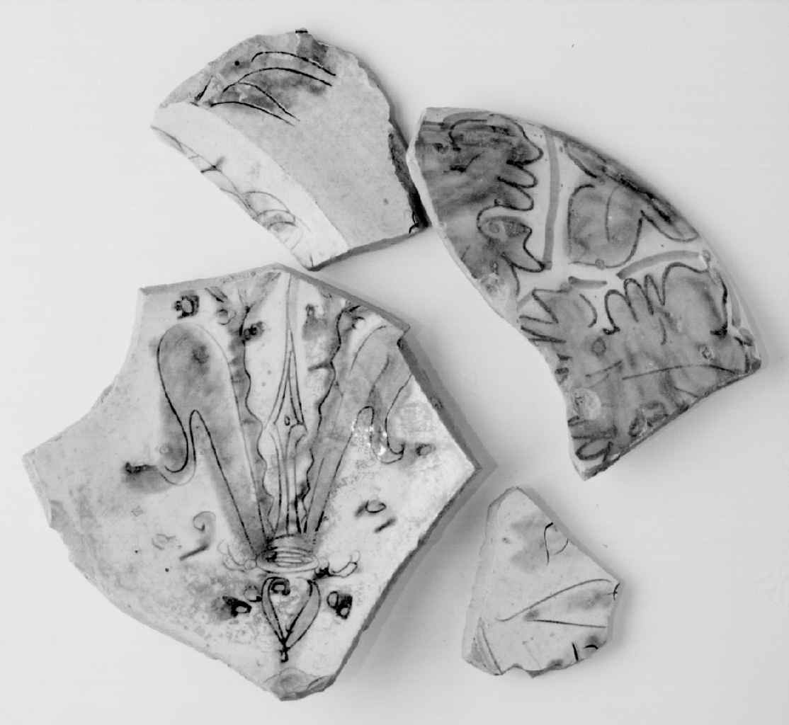 piatto, frammento - manifattura Italia centrale (sec. XVI)