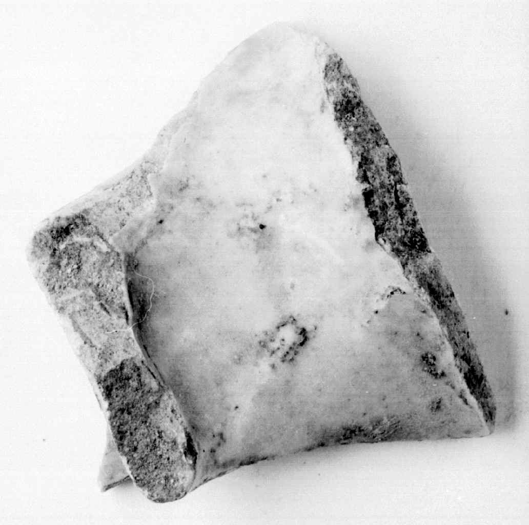 piatto, frammento - manifattura faentina (seconda metà sec. XV)