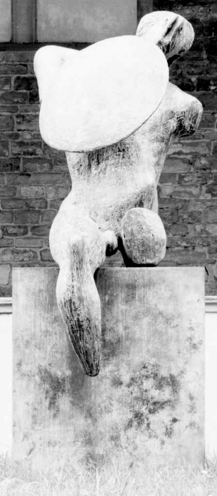 guerriero (scultura) di Moore Henry (sec. XX)