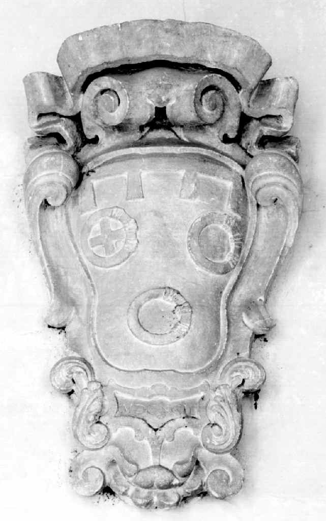 stemma gentilizio della famiglia Cerchi (rilievo) - ambito fiorentino (secc. XVII/ XVIII)