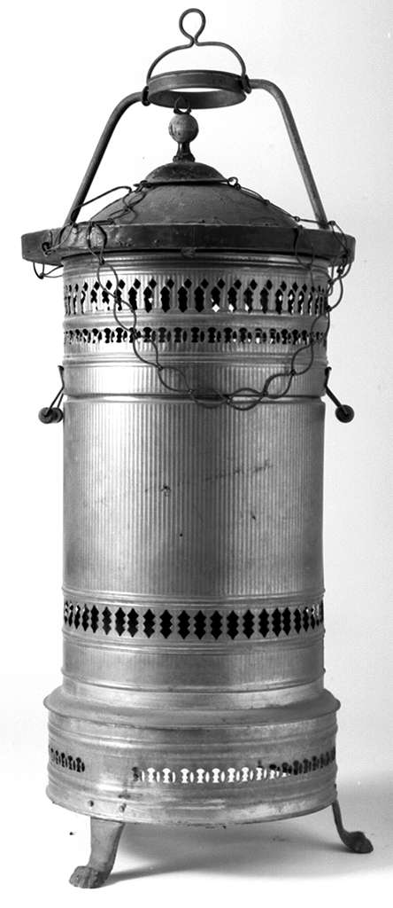 stufa - produzione italiana (primo quarto sec. XX)