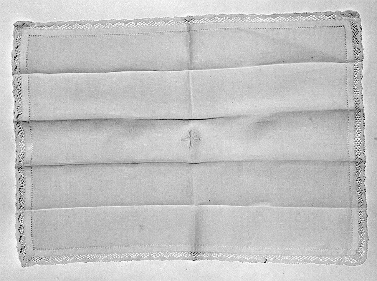 corporale - manifattura toscana (prima metà sec. XIX)