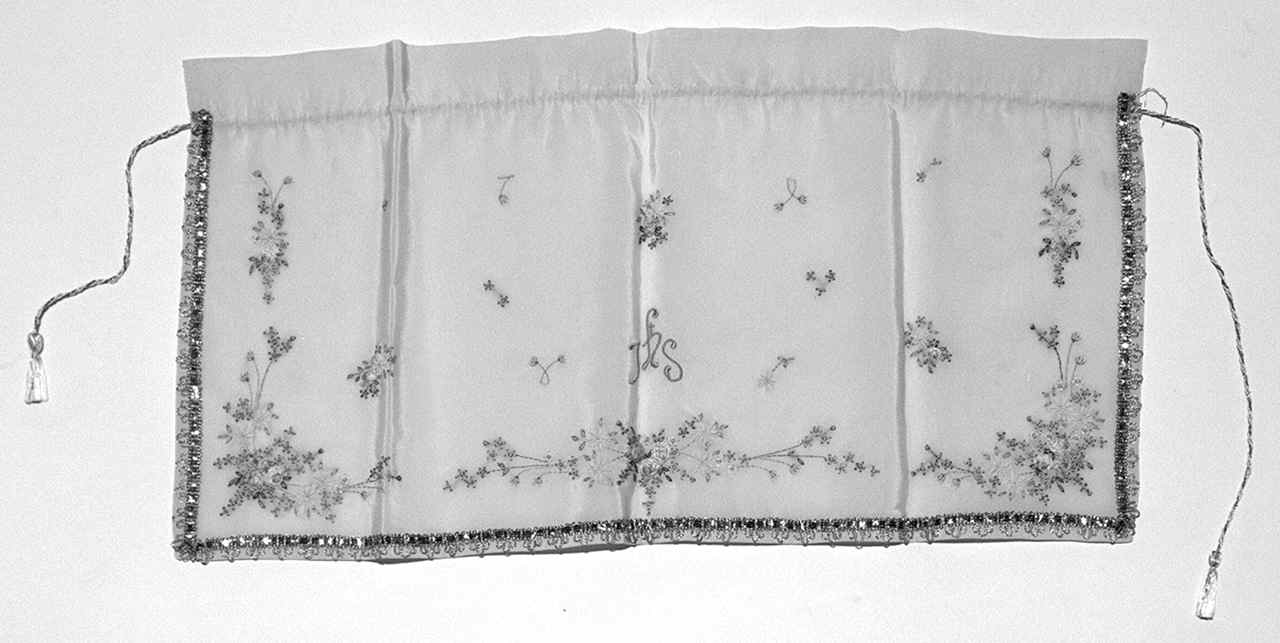 conopeo di pisside - manifattura fiorentina (prima metà sec. XX)