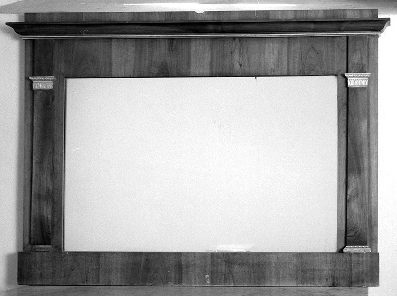 caminiera - bottega toscana (primo quarto sec. XIX)