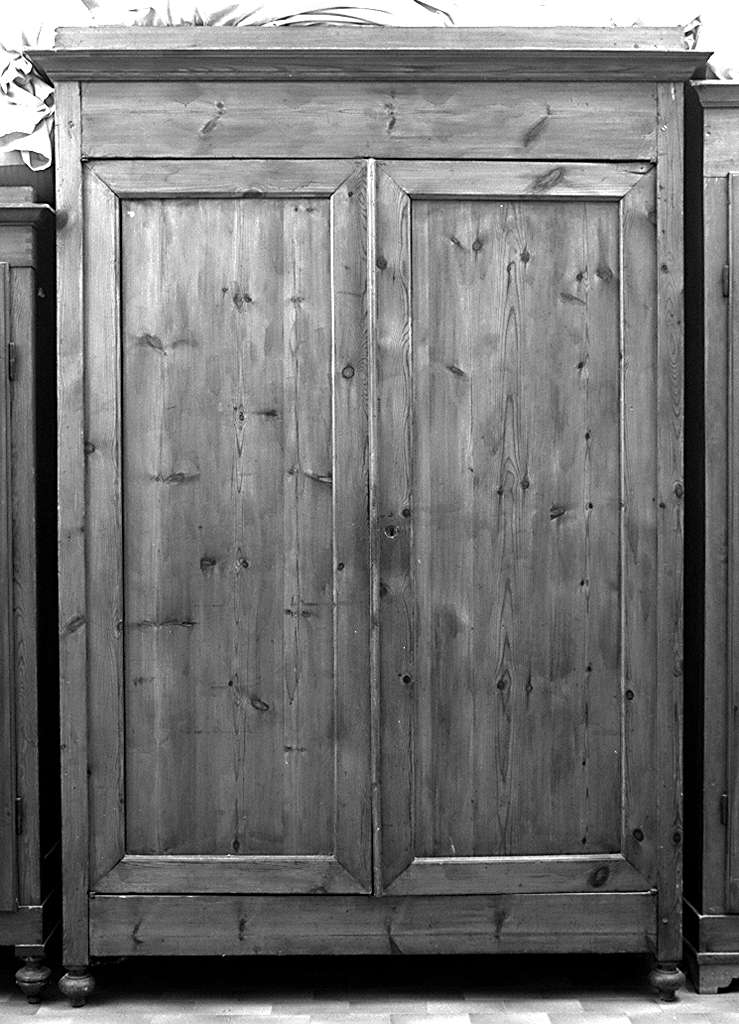 armadio - produzione toscana (ultimo quarto sec. XIX)