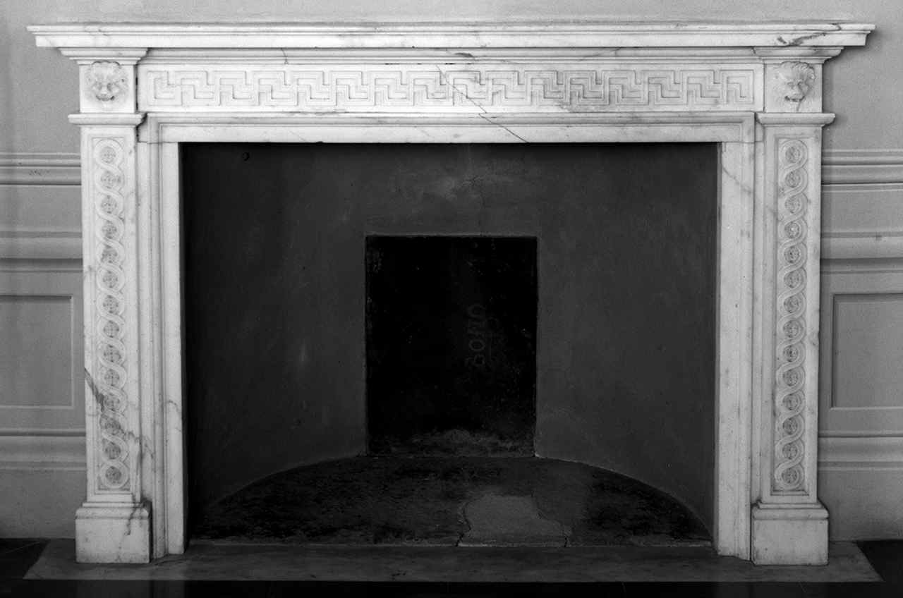 mostra di camino - produzione italiana (primo quarto sec. XIX)