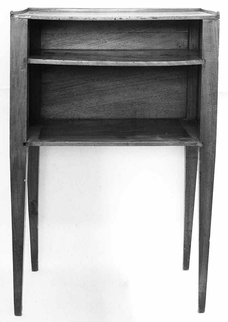 comodino, serie - produzione italiana (ultimo quarto sec. XIX)