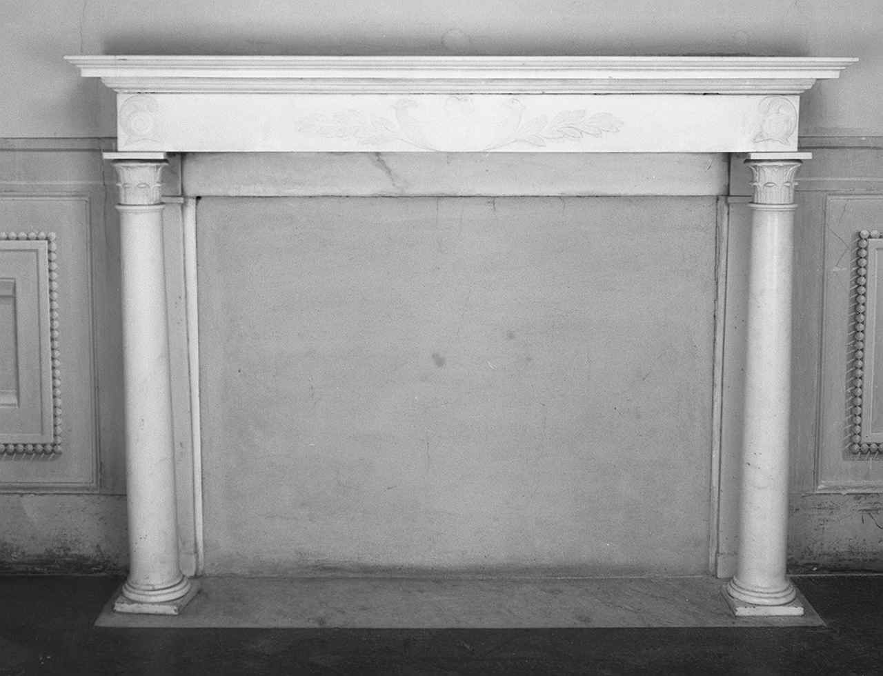 mostra di camino - bottega fiorentina (primo quarto sec. XIX)