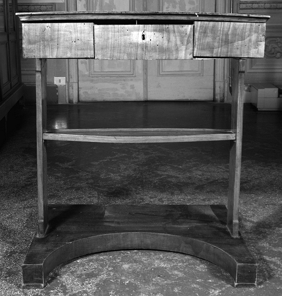 tavolino da lavoro - bottega toscana (prima metà sec. XIX)