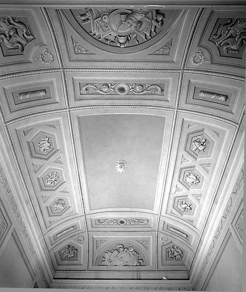 motivi decorativi a medaglioni (soffitto dipinto) - ambito fiorentino (primo quarto sec. XIX)