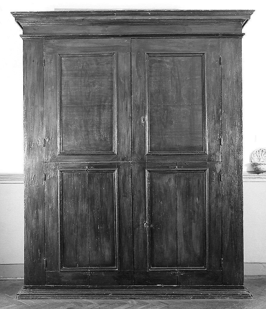 armadio - produzione toscana (sec. XVIII)