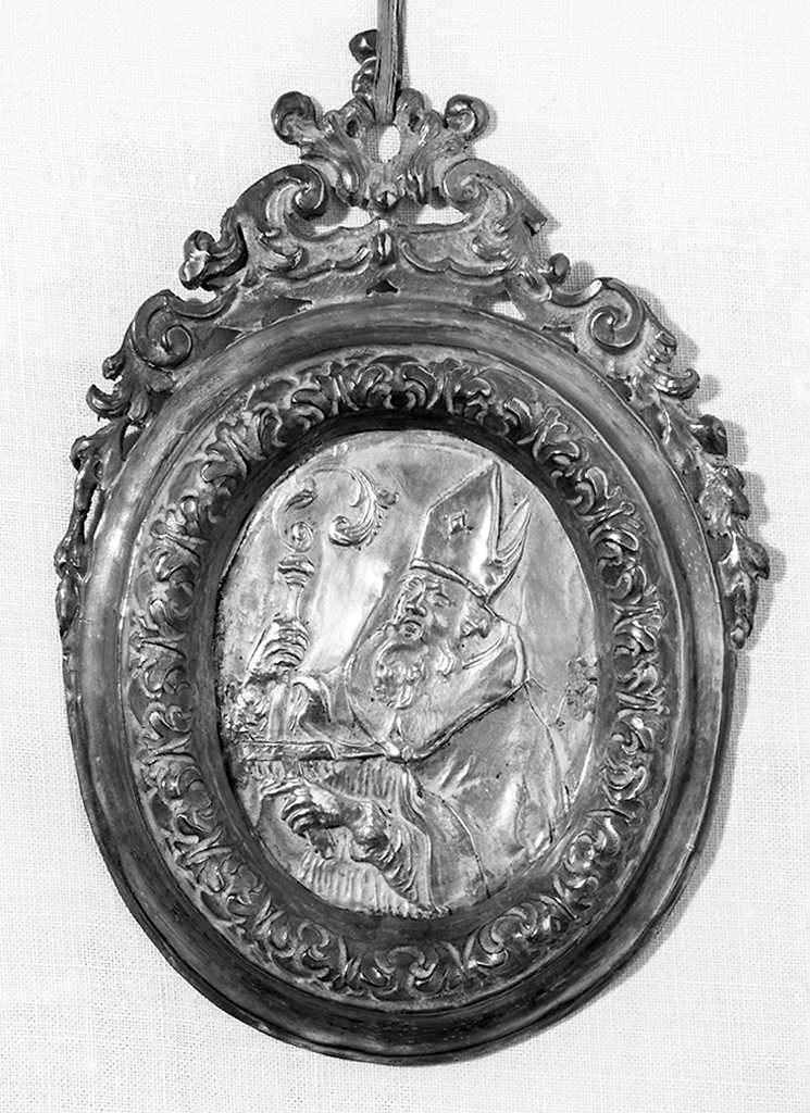 vescovo (medaglione) - bottega italiana (sec. XVIII)