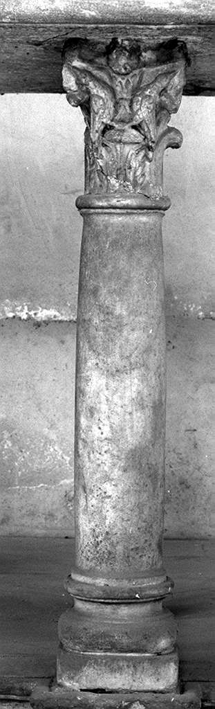 colonnina, elemento d'insieme - bottega pisana (metà sec. XIII)