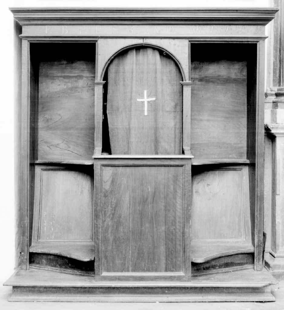 confessionale - bottega italiana (sec. XVIII)