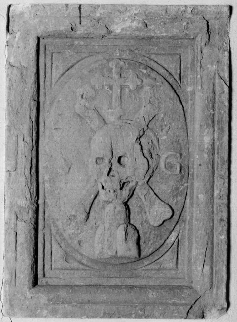 teschio (rilievo) - produzione toscana (sec. XVII)