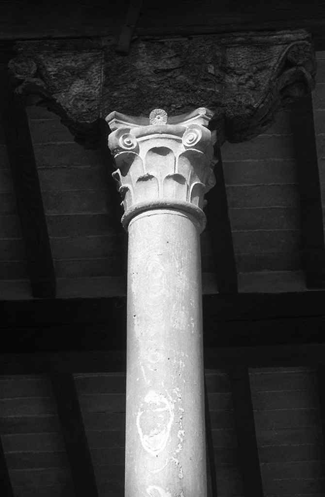 capitello - bottega toscana (terzo quarto sec. XVI)