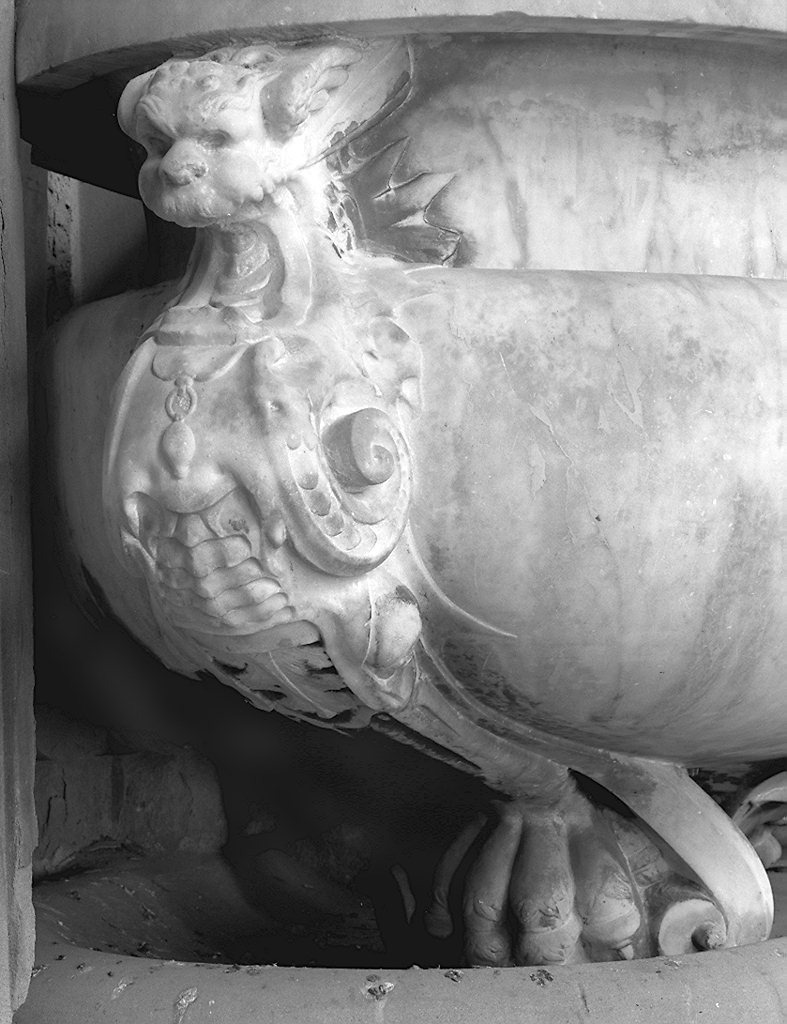vasca - ambito fiorentino (ultimo quarto sec. XVI)
