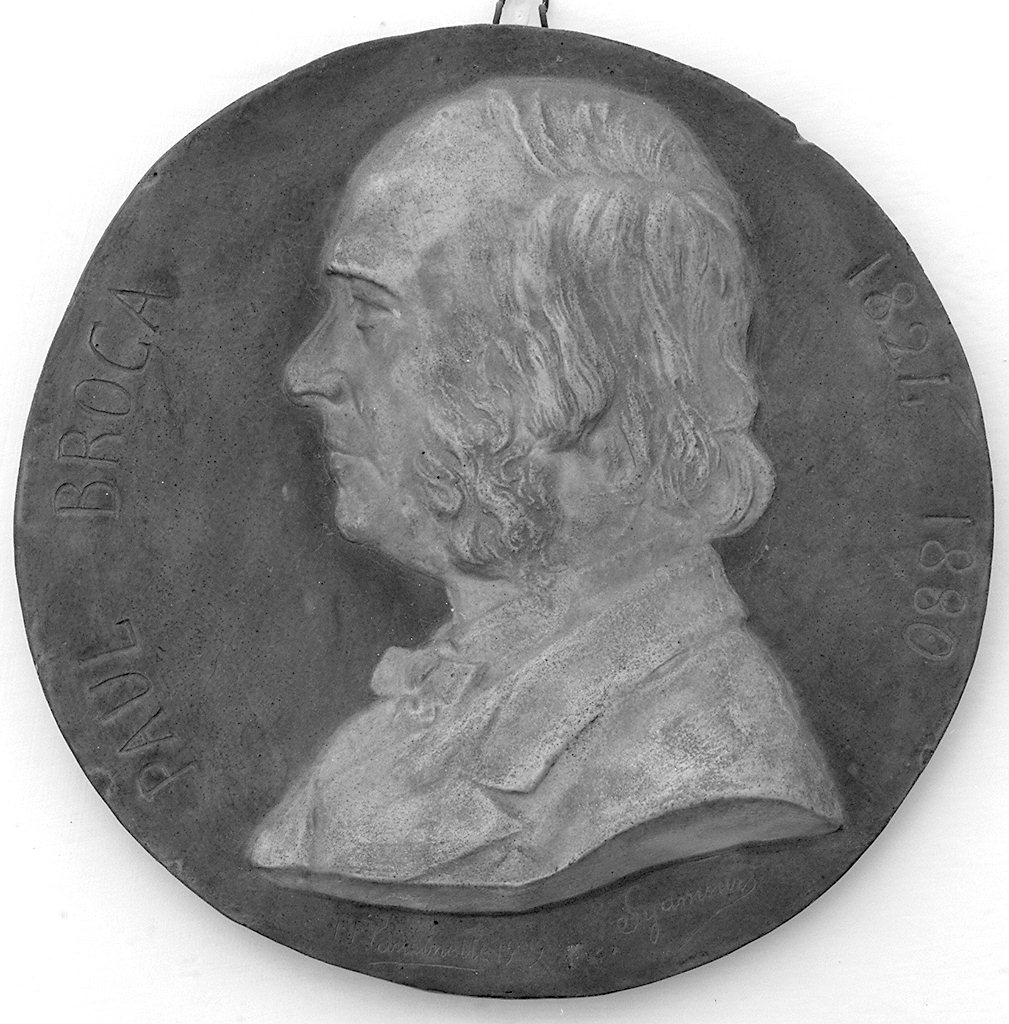 testa d'uomo di profilo (rilievo) di Gagner Marguerite detta Syamour (sec. XX)