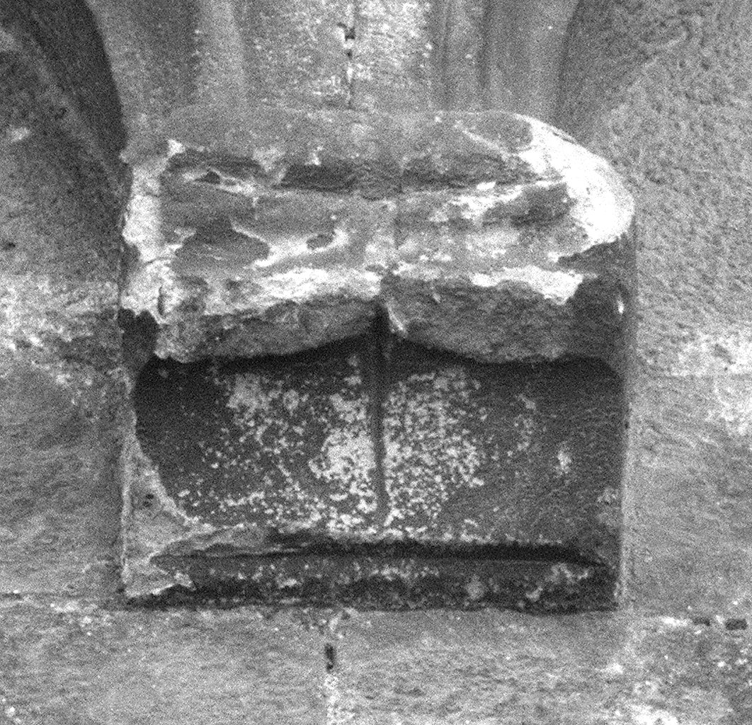 mensola - bottega lucchese (ultimo quarto sec. XII)