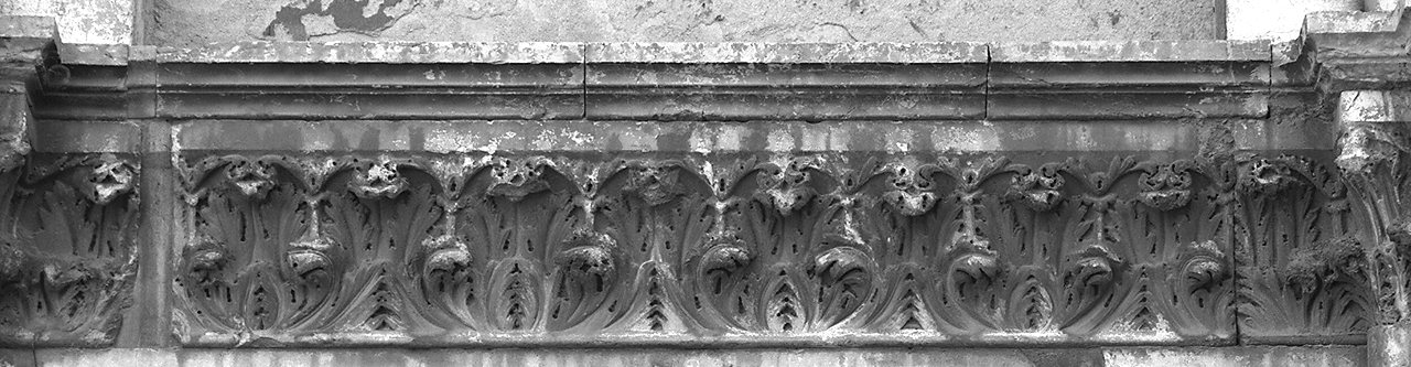 architrave di Coluccio di Collo (sec. XIV)