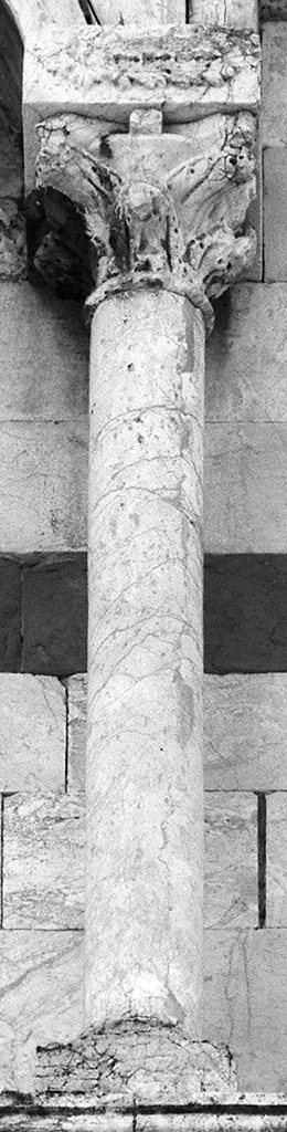 capitello di Marti Francesco (attribuito) (sec. XIII)