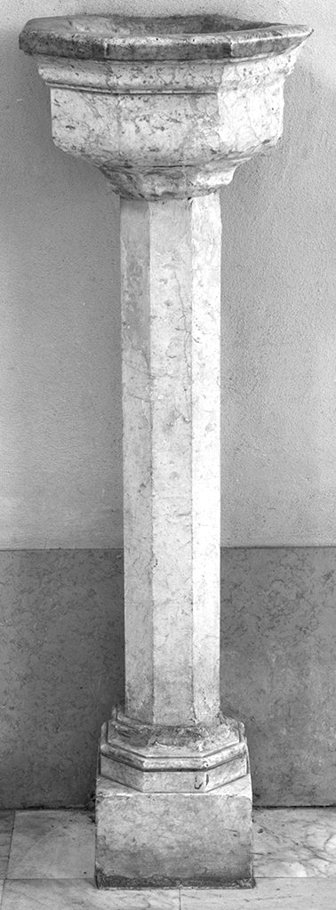 acquasantiera - a fusto - produzione toscana (sec. XV)