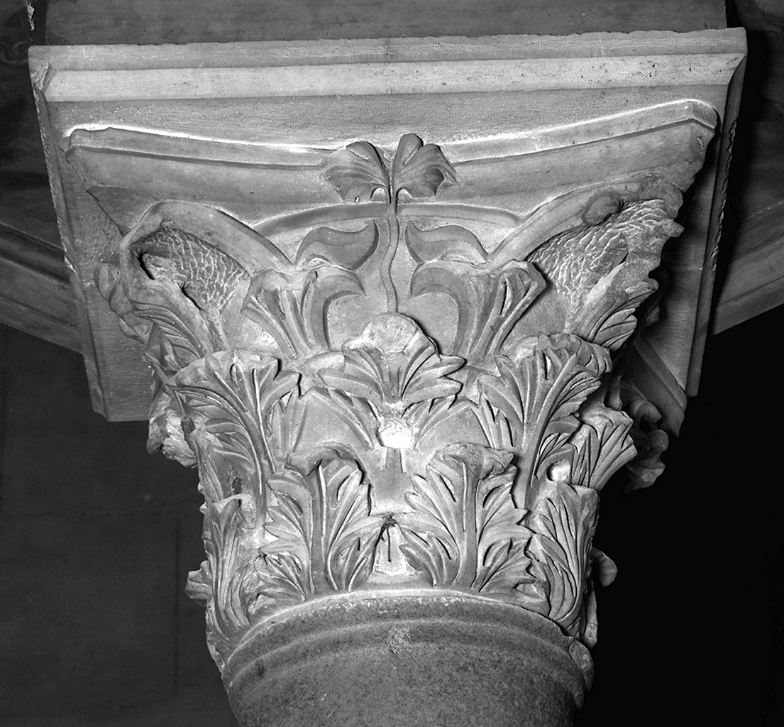 capitello corinzio - ambito romano (prima metà sec. IV)