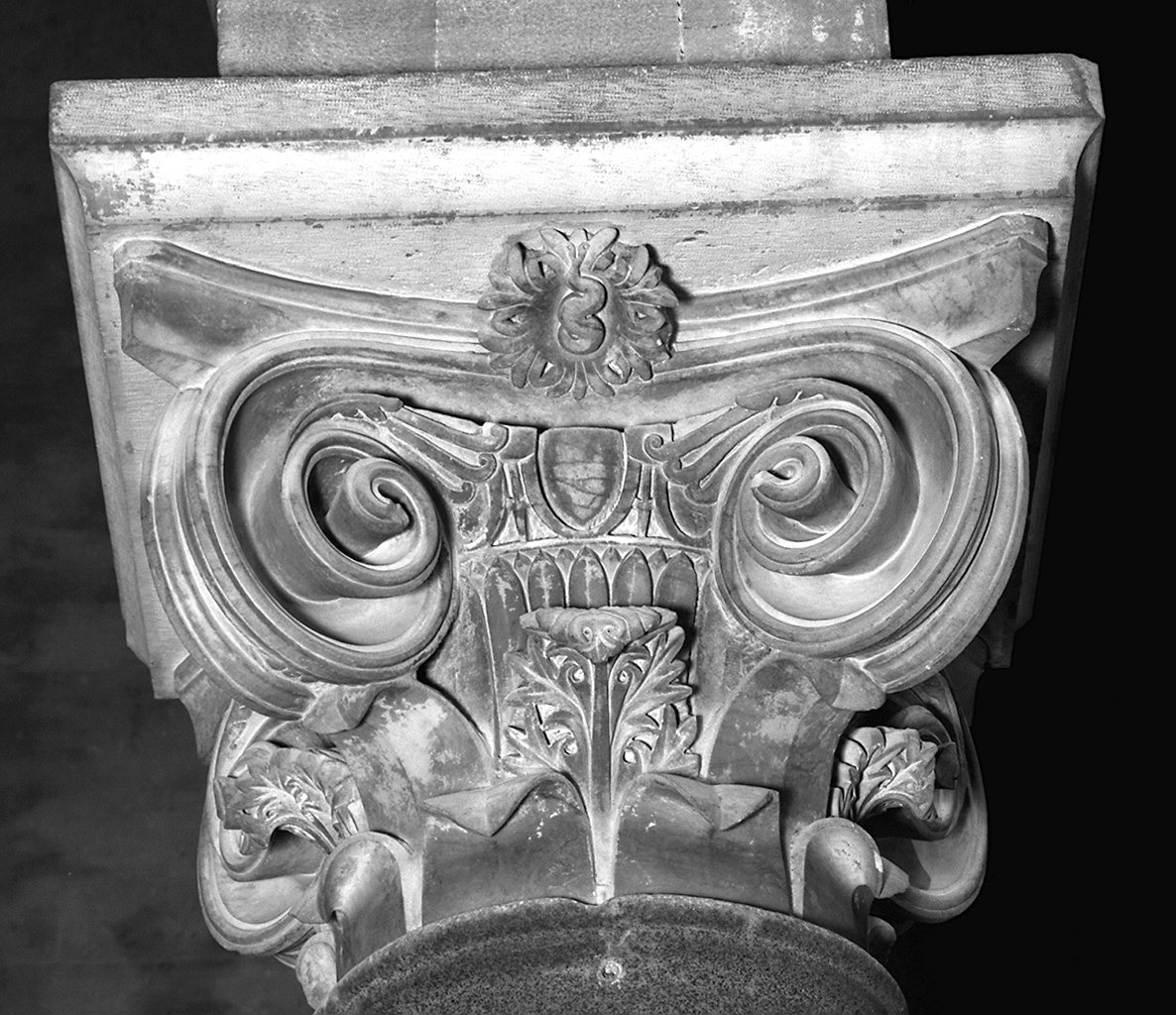 capitello composito - ambito lucchese (seconda metà sec. XII)