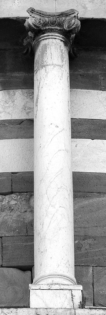 capitello ionico - ambito lucchese (prima metà sec. XII)