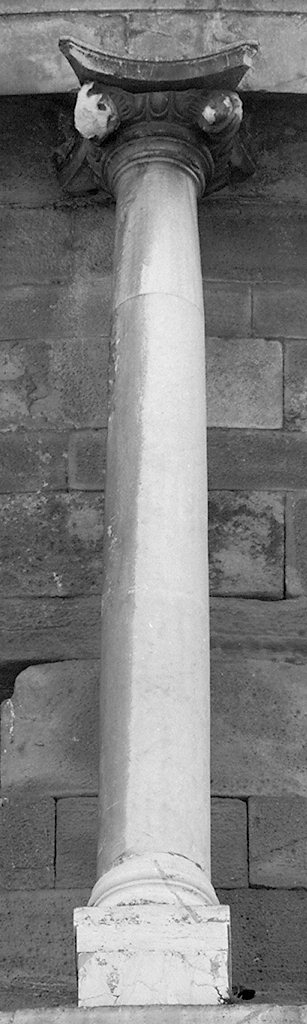 capitello ionico - ambito lucchese (prima metà sec. XII)