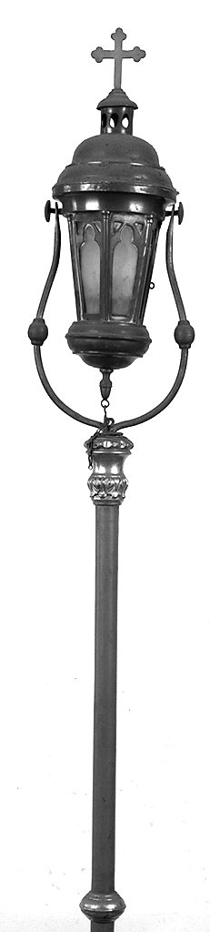 lanterna processionale, serie - bottega lucchese (fine/inizio secc. XIX/ XX)