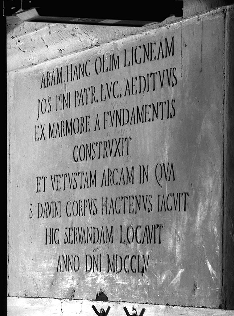 lapide celebrativa - bottega lucchese (sec. XVIII)