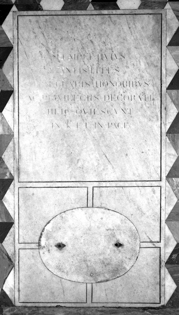 lastra tombale - produzione toscana (fine/inizio secc. XVIII/ XIX)