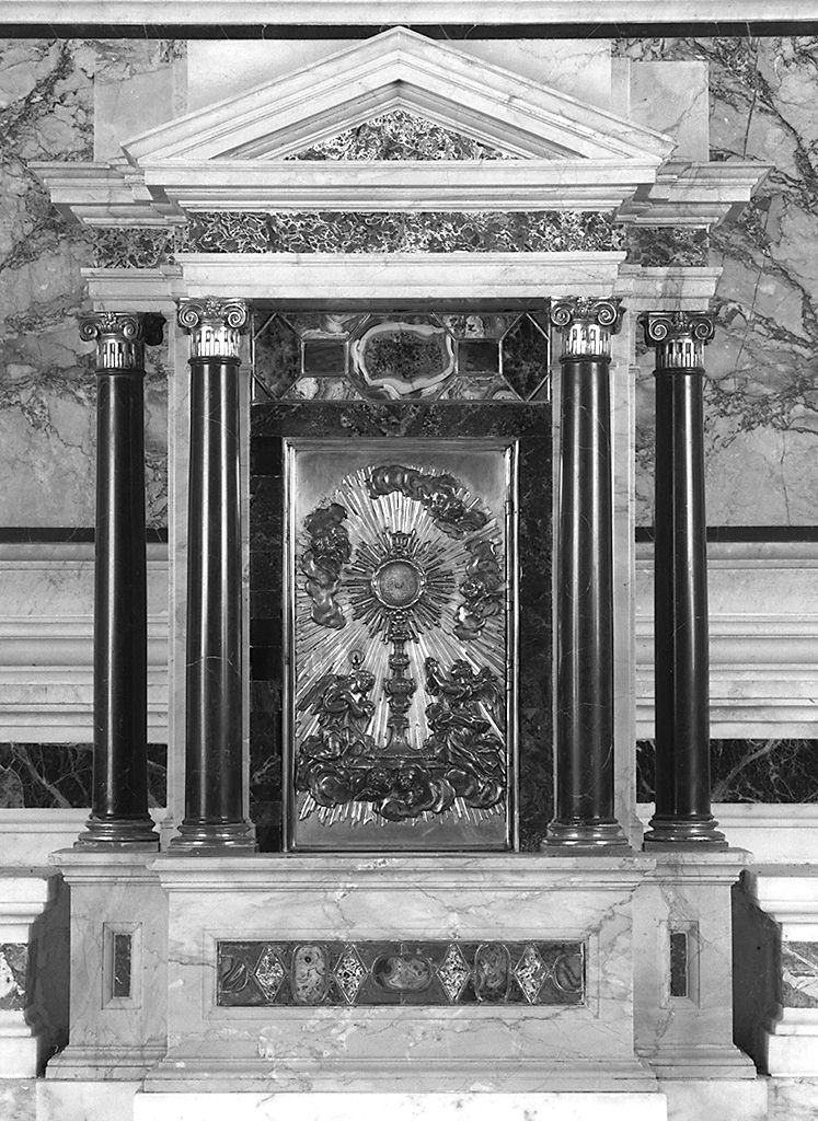 tabernacolo - a tempietto - ambito carrarese (secondo quarto sec. XVII)