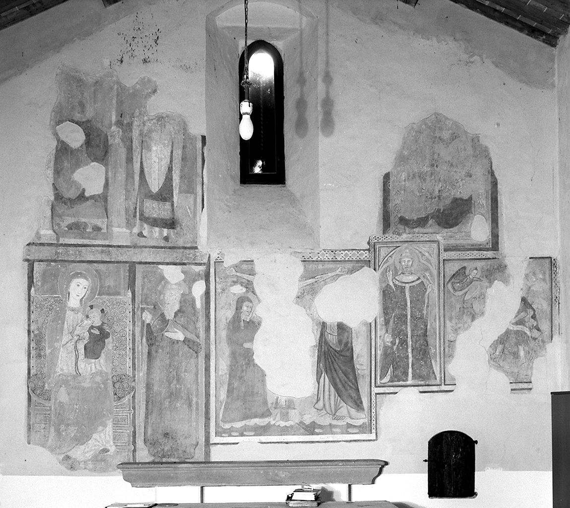 crocifissione di Cristo con la Madonna e san Giovanni evangelista, crocifissione di Cristo (dipinto, elemento d'insieme) - ambito toscano (prima metà sec. XIV)